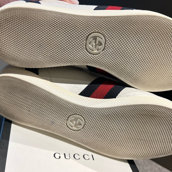 100% Authentic Gucci Sneakers - Picture 2 of 3